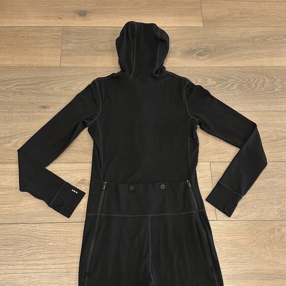 SMARTWOOL Black Merino 250 One-Piece Base Layer Long Sleeve Hood Bodysuit Size M - Picture 5 of 14